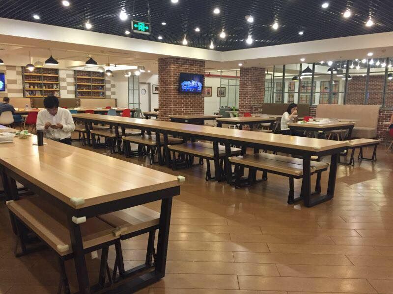 产业园员工餐厅桌椅