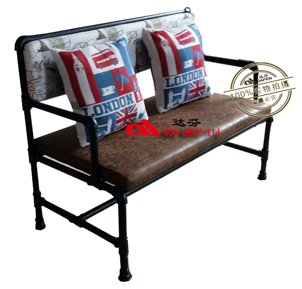 主题简约风餐厅沙发桌椅