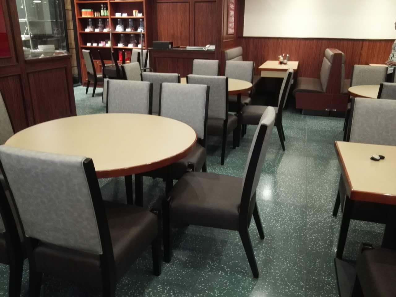 佳宁娜茶餐厅沙发桌椅